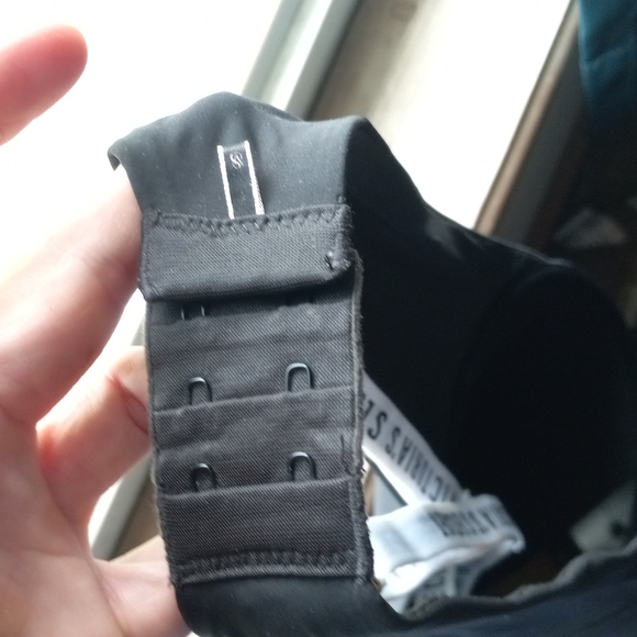 Victoria Secret Bra 36 C - Picture 5 of 5